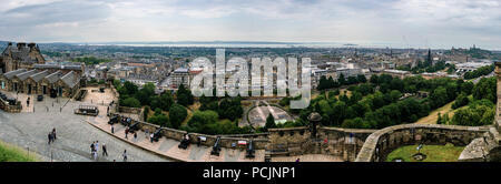 Blick von oben auf das Edinburgh Castle. Schottland, Vereinigtes Königreich. Stockfoto