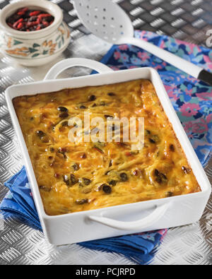 Lokshen Kugel. Süße Nudel Pudding. Jüdische Essen Stockfoto