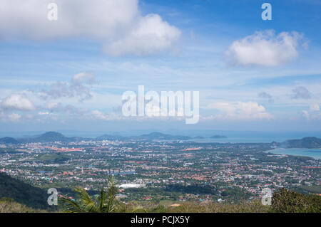 Big Buddha Phuket, das ist eines der wichtigsten und revere Sehenswürdigkeiten auf der Insel. Stockfoto