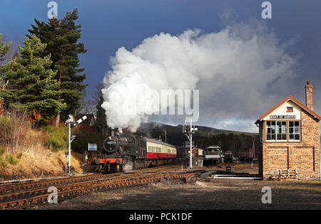 46512 fährt von Boot der Garten Stockfoto