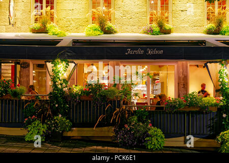 Die Terrasse des Jardin Nelson auf Platz Jacques Cartier in Montreal's Old Port district Stockfoto