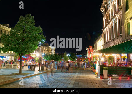 Nachtleben im Sommer auf Platz Jacques Cartier in Montreal's Old Port district Stockfoto