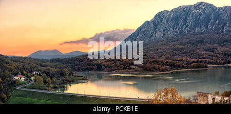 Italienische Seen, Castel San Vincenzo - Italien Stockfoto