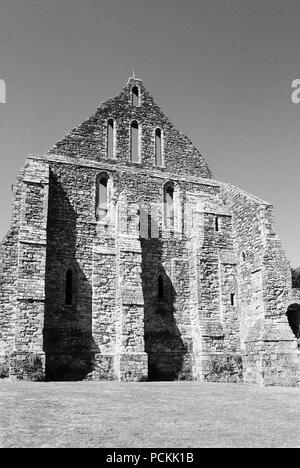 An den Wänden der Schlafsaal bei den Ruinen von Battle Abbey, in der Nähe von Battle, East Sussex, Großbritannien Stockfoto