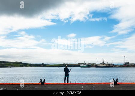 Howth, County Donegal, Irland Wetter. 3. August 2018. Die Fischereitätigkeit in Irlands Premier Fischerhafen an der Nordwestküste. Credit: Richard Wayman/Alamy leben Nachrichten Stockfoto