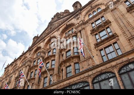 Iconic Harrods Kaufhaus, South Kensington, London, Vereinigtes Königreich Stockfoto