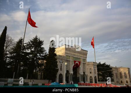 Beyazit Platz und den Haupteingang der Universität Istanbul Stockfoto