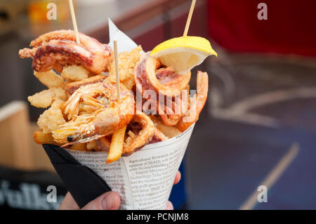 Italienische Street Food gegrillte Meeresfrüchte Fisch Stockfoto