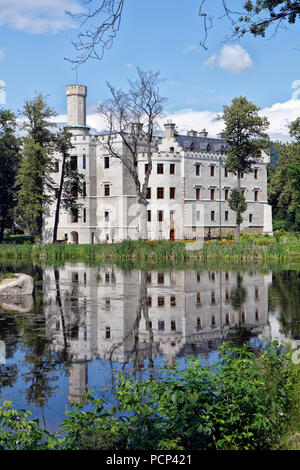 Luxus Hotel Schloss karpniki, karpniki (ehemalige Fischbach), Niederschlesien, Polen, Europa Stockfoto