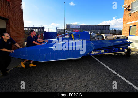 Donald Campbells Bluebird K7 Hydroplane umgebaut in North Shields von Bill Smith und sein Team auf dem Weg zum Bute Stockfoto