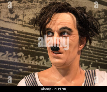 Realistische Wiedergabe Abbildung der berühmten Schauspieler Charlie Chaplin in der ständigen Ausstellung des Science Museum (MuSe) in Trient, Italien Stockfoto