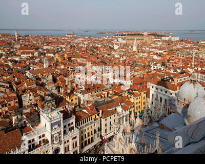 Blick auf Venedig von der Glockenturm Campanile, Italien Stockfoto