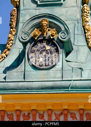 Uhr auf der Wilanowpalast, Warschau, Polen Stockfoto