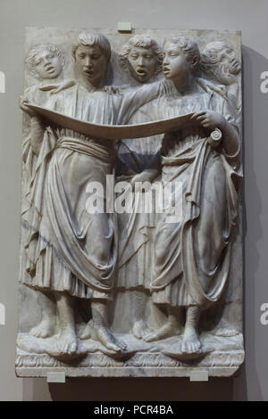 Die jungen Sängerinnen und Sänger dargestellt in der marmorrelief zur Veranschaulichung der Psalm 150 von der Cantoria (Gesang), entworfen von italienischen Renaissance Bildhauers Luca della Robbia (1432-1438) für die Sakristei der Kathedrale von Florenz (Kathedrale von Santa Maria Del Fiore), nun im Museo dell'Opera del Duomo (Museum der Werke der Dom von Florenz) in Florenz, Toskana, Italien. Stockfoto