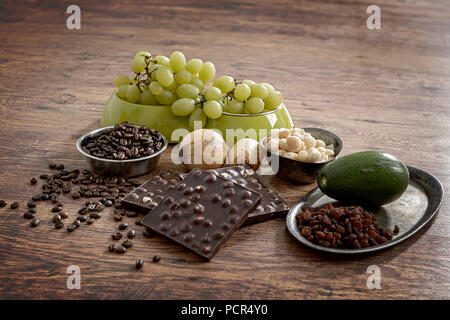 Lebensmittel und Zutaten giftig für Hunde Stockfoto