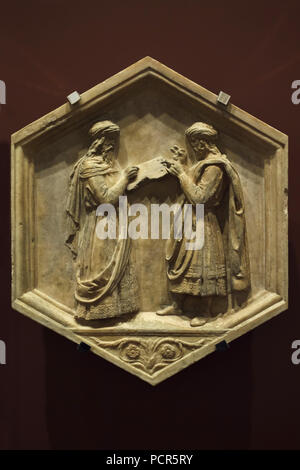 Antike griechische Mathematiker Euklid und Pythagoras als Personifikation von Geometrie und Arithmetik in der sechseckigen Relief dargestellt durch die italienische Renaissance Bildhauers Luca della Robbia (1437-1439) aus der Giotto Campanile (Campanile di Giotto), nun im Museo dell'Opera del Duomo (Museum der Werke der Dom von Florenz) in Florenz, Toskana, Italien. Stockfoto