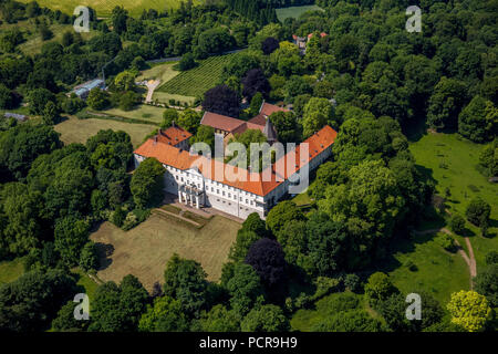 Schloss Cappenberg in Selm-Cappenberg mit Stiftskirche und Schlossberg, ehemalige Abtei Cappenberg ist ein ehemaliges Prämonstratenserkloster in den Bezirk Cappenberg in der Stadt Selm, Ruhrgebiet, Nordrhein-Westfalen, Deutschland Stockfoto