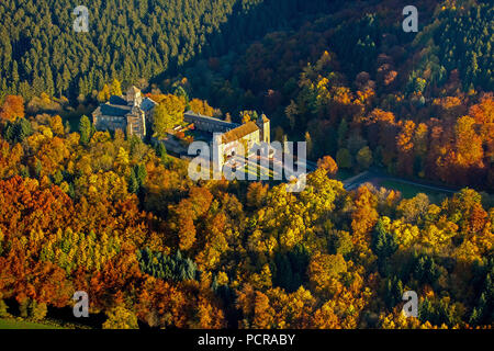 Burghotel Schnellenberg, Burg Schnellenberg am Biggesee, Attendorn, Sauerland, Nordrhein-Westfalen, Deutschland Stockfoto