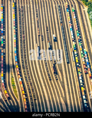 Güterbahnhof, Bahn hof, Rangierbahnhof Alte Süderelbe Altenwerder, Hamburg, Freie und Hansestadt Hamburg, Hamburg, Deutschland Stockfoto