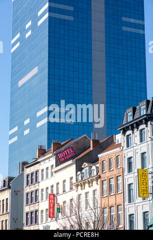 Höchste Gebäude in Belgien, Tour du Midi, Zuidertoren, im Bezirk von Saint-Gilles/Sint-Gillis, im Stadtzentrum von Brüssel, Bürogebäude Stockfoto