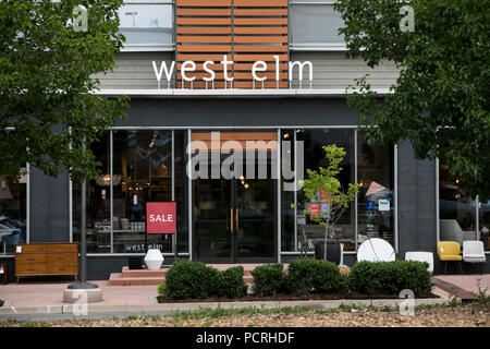 Ein logo Zeichen außerhalb einer West Elm-Store in Denver, Colorado, am 23. Juli 2018. Stockfoto