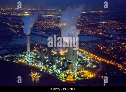 STEAG, Voerde KWK-Anlage, Voerde Kohlekraftwerk, Nachtaufnahme, Nachtaufnahme, Voerde (Niederrhein), Niederrhein, Nordrhein-Westfalen, Deutschland, Europa Stockfoto