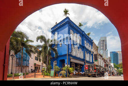 Chinatown, Blau Wohnhaus auf Ann Siang Road, Rot Torbogen, Singapur, Asien, Singapur Stockfoto