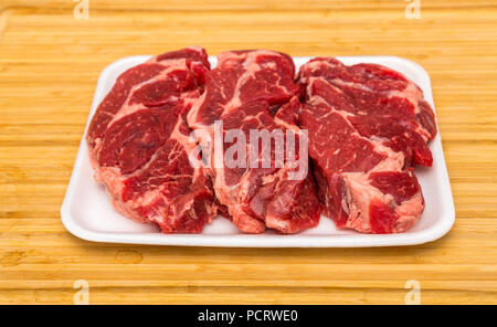 Drei Chuck Steaks Stockfoto