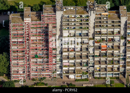 Luftaufnahme, die Wiederherstellung der Hannibal Hochhaus Dorstfeld, Mietshaus, sozial gestörten, Betonbau, Hochhaus Wohnhaus, Dortmund, Ruhrgebiet, Nordrhein-Westfalen, Deutschland, Europa, Stockfoto