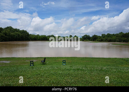 Ein Golfplatz überflutet wegen starker Regenfälle in North Carolina. Stockfoto