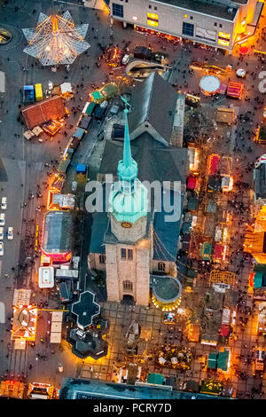 Reinoldikirche (Kirche) und Weihnachtsmarkt in Dortmund, Luftaufnahme, Ruhrgebiet Stockfoto