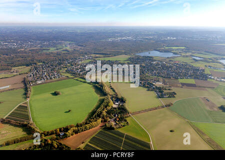 Luftbild, Angermund, Schloss Heltorf, Wasserburg, Düsseldorf, Rheinland, Nordrhein-Westfalen, Deutschland, Europa Stockfoto