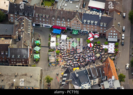 Fußball-WM 2014, Luftbild, öffentliche Vorführung am Kornmarkt bei Wesel, Wesel, Niederrhein, Nordrhein-Westfalen, Deutschland Stockfoto