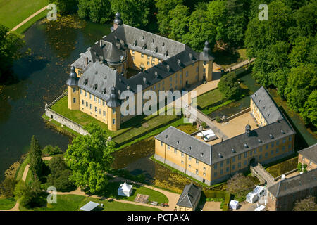 Wasser Schloss von Jüchen, Rheinland, zwei äußeren Baileys, Park, englischen Landschaftsgarten, Joseph zu Salm-Reifferscheidt-Dyck, Landesgartenschau 2002 Stockfoto