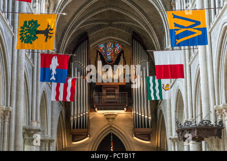 Kirchenschiff in der Kathedrale Notre Dame, Lausanne, Kanton Waadt, West Switzerland, Schweiz Stockfoto