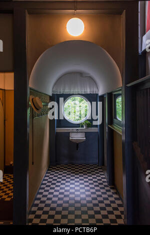 In der Villa La Maison Blanche, La Chaux-de-Fonds, Jura, Kanton Neuenburg, West Switzerland, Schweiz Stockfoto