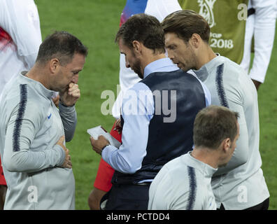 2018 FIFA World Cup Runde 16 Match zwischen Kolumbien und England an der Spartak Stadium in Moskau, Russland Mit: Gareth Southgate Wo: Moskau, Russische Föderation Wann: 03 Aug 2018 Quelle: Anthony Stanley/WENN.com Stockfoto