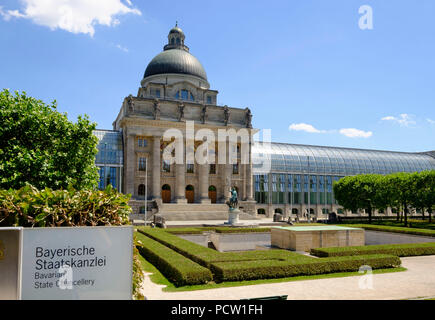 Bayerische Staatskanzlei am Hofgarten, Altstadt, München, Oberbayern, Bayern, Deutschland Stockfoto