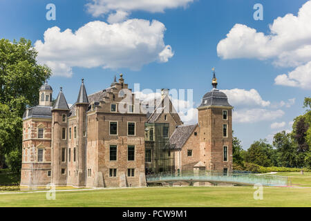 Das historische Schloss und Garten von Ruurlo in den Niederlanden Stockfoto