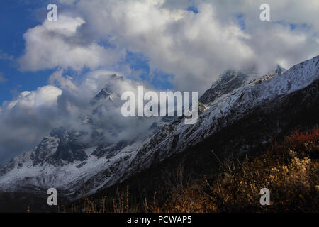 Swargrohini Peak-Hark ki Dun Trek Stockfoto