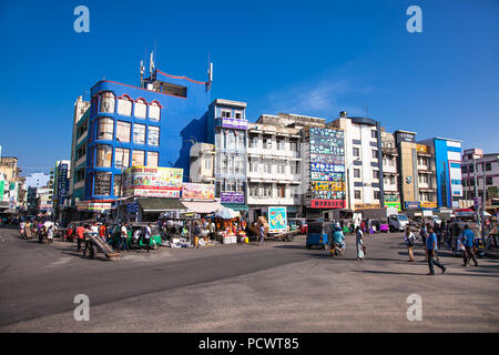 COLOMBO SRI LANKA - Dec 24, 2016: Straße in der Nähe der Pettah Markt oder Manning Markt in Colombo am 24.Dezember 2016, Sri Lanka. Pettah Markt entfernt Stockfoto