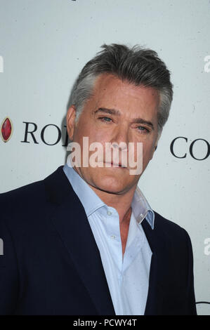NEW YORK, NY - 25. April: Ray Liotta besucht die schließen Nacht Screening von "Goodfellas" während des Tribeca Film Festival 2015 im Beacon Theatre am 25. April 2015 in New York City People: Ray Liotta Stockfoto