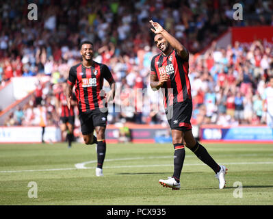 4. August 2018, Vitalität Stadion, London, England; Vor der Saison Fußball-freundlich, AFC Bournemouth gegen Marseille; Callum Wilson feiert das Zählen von Bournemouth fünftes Ziel Stockfoto