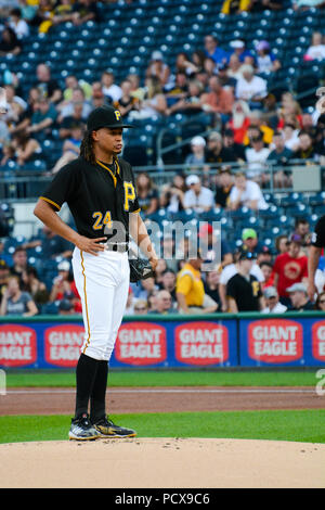 Pittsburgh, PA, USA. 3. August 2018. Chris Archer sein Debüt als ein Krug für die Pittsburgh Pirates am PNC Park, in einem Spiel gegen die St. Louis Cardinals. Die Piraten gewannen, 7-6. Credit: Amy Cicconi, Alamy leben Nachrichten Stockfoto