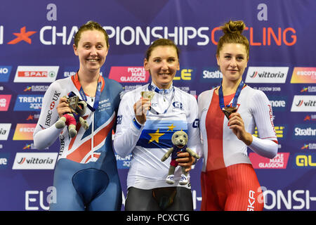 Glasgow, UK. 04 Aug, 2018. Katie ARCHIBALD (GBR), Lisa BRENNAUER (GER) - Gold- und Justyna KACZKOWSKA (POL) in der Einzelverfolgung der Frauen bei der Europameisterschaft 2018 in Glasgow im Sir Chris Hoy Velodrome am Samstag, den 04. August 2018. GLASGOW SCHOTTLAND. Credit: Taka G Wu Credit: Taka Wu/Alamy leben Nachrichten Stockfoto