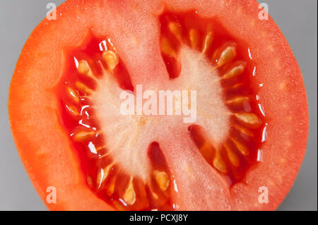 Tomaten in Scheiben geschnitten Nahaufnahme Stockfoto