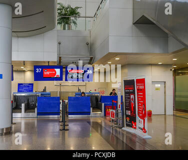 Chengdu, China - 21.August 2016. Der internationale Flughafen Chengdu Shuangliu (CTU). Der Flughafen 42,2 Millionen Passagiere im Jahr 2015. Stockfoto