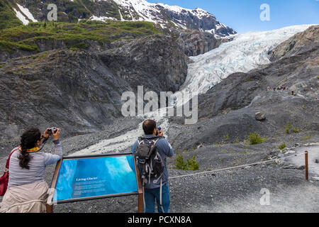 Menschen bei Kenai Fjords National Park Exit Glacier in Seward, Alaska Stockfoto