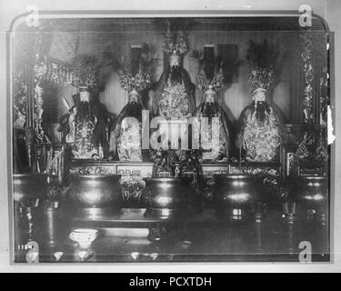 Altar der weisen in der Joss House of Prayer, San Francisco, ca.1900 Stockfoto