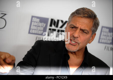 NEW YORK, NY - 29. SEPTEMBER: George Clooney nimmt an einem Screening von "O Brother, Where Art Thou" in der Alice Tully Hall am 29. September 2015 in New York City. Personen: George Clooney Stockfoto